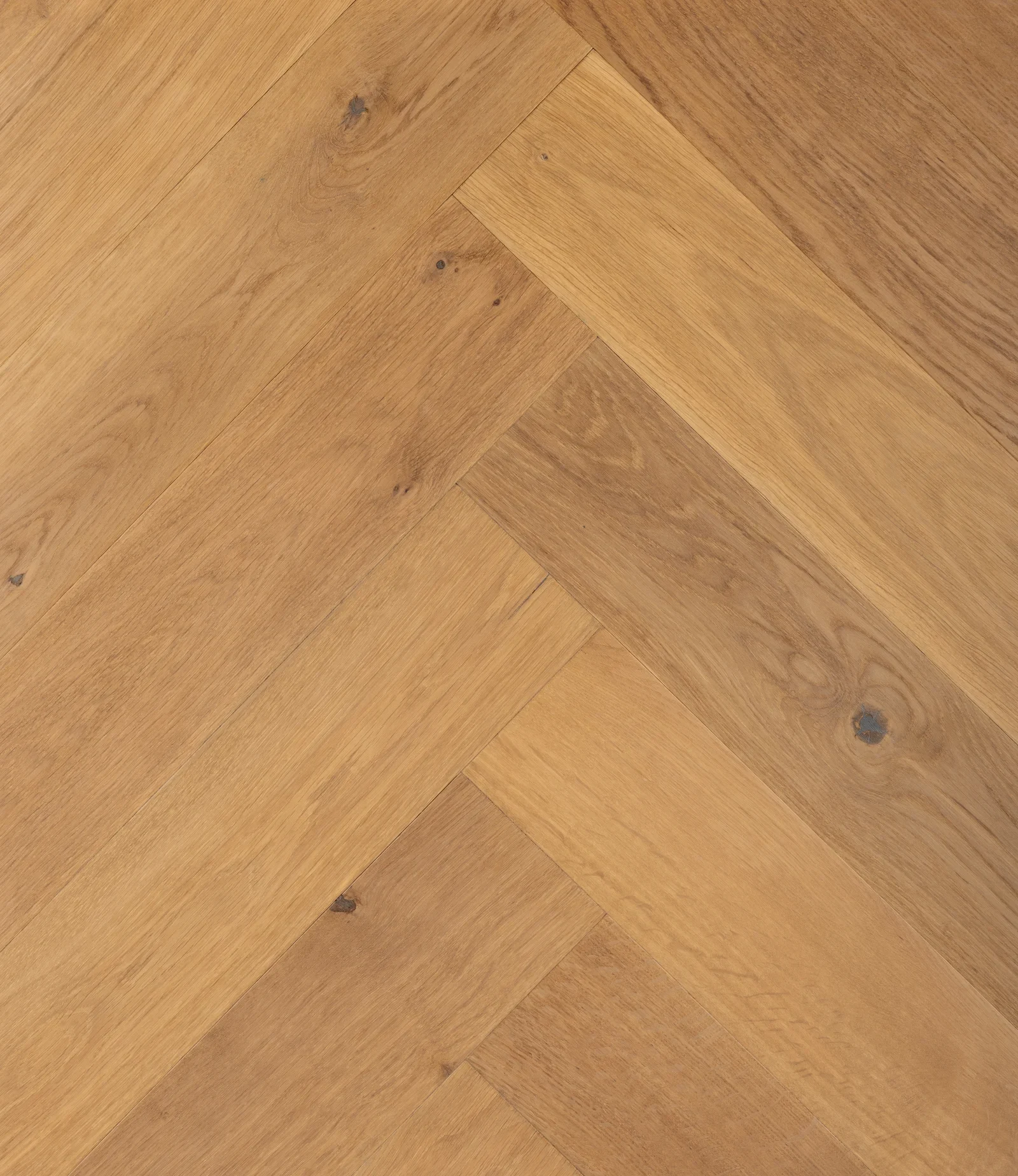 Montrichard – Natural European Oak Engineered Hardwood flooring, Domaine II - Herringbone collection by Monarch Plank